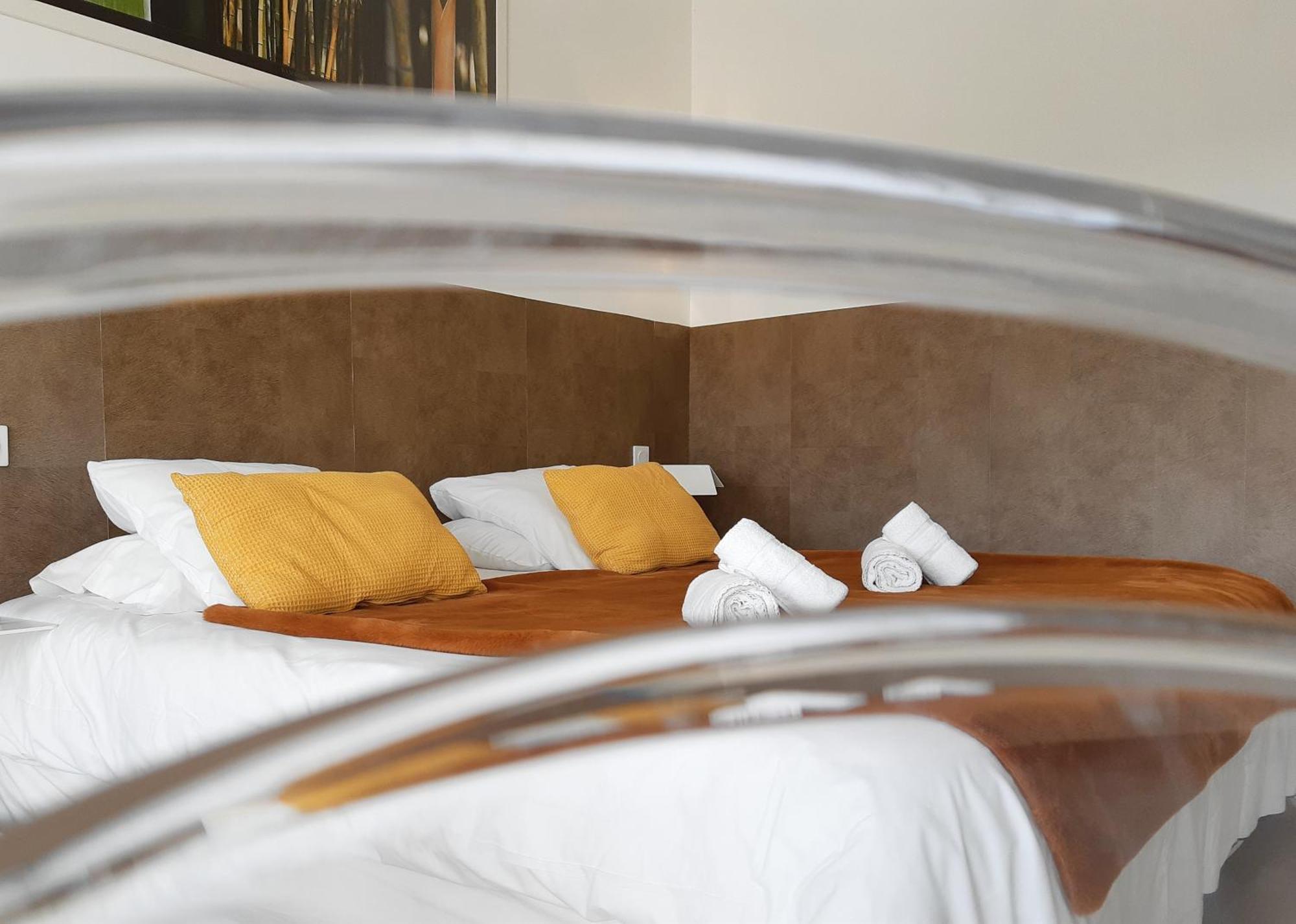 Les Suites du Saint Nazaire - Les Balcons de la Cité Carcassonne Extérieur photo